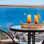 Avalon Palace Hotel