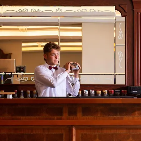 Avalon Palace (adults Only) 4*