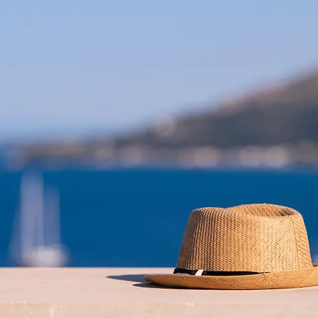 Avalon Palace (adults Only) 4*