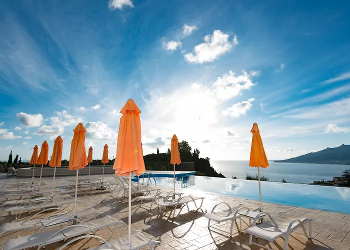 Avalon Palace (adults Only) 酒店 4*